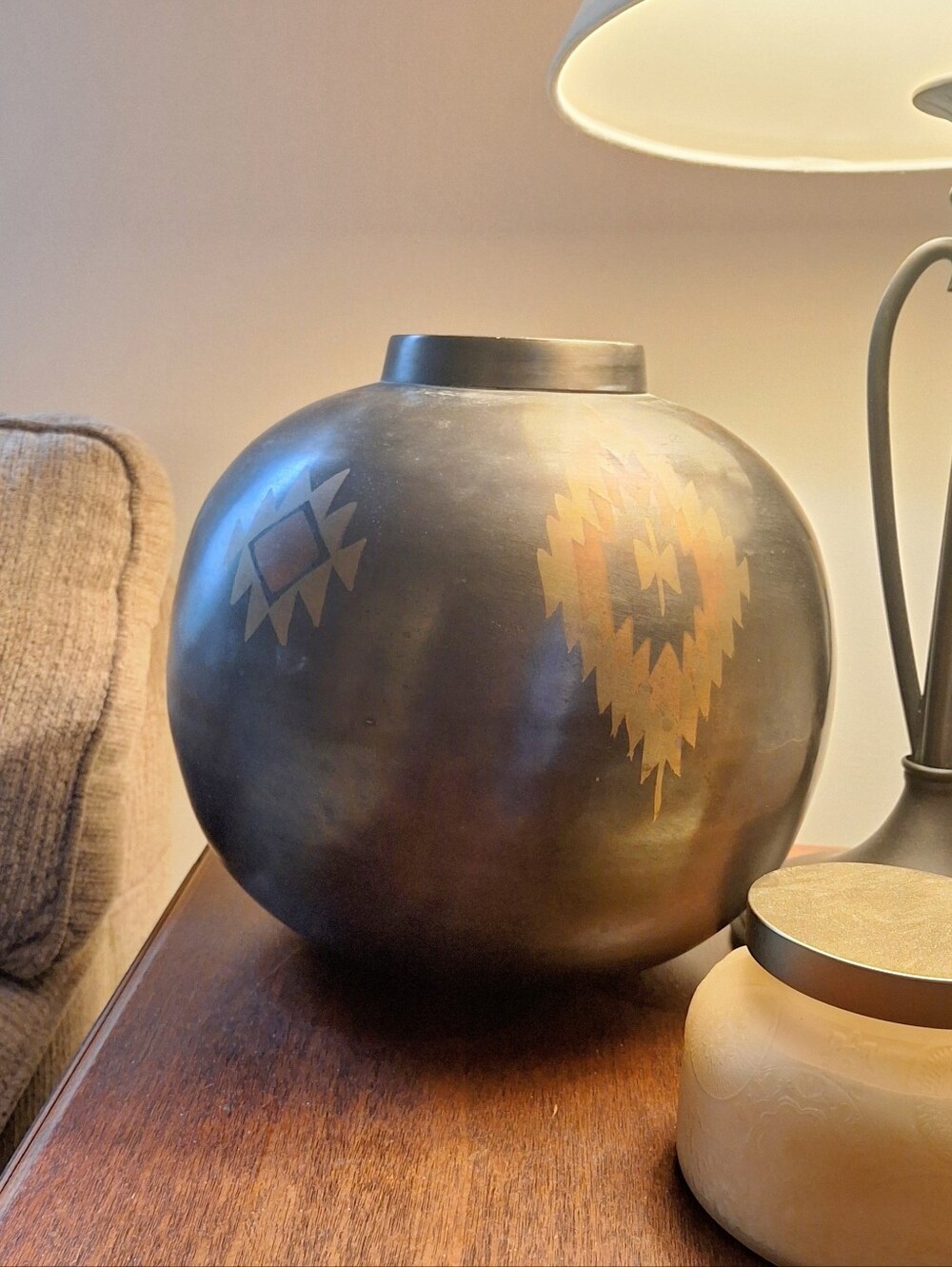 11.5" x 10.75" Vintage MCM Brass Art Ware Vase AMC NY Boho Geometric Southwest - Picture 16 of 16